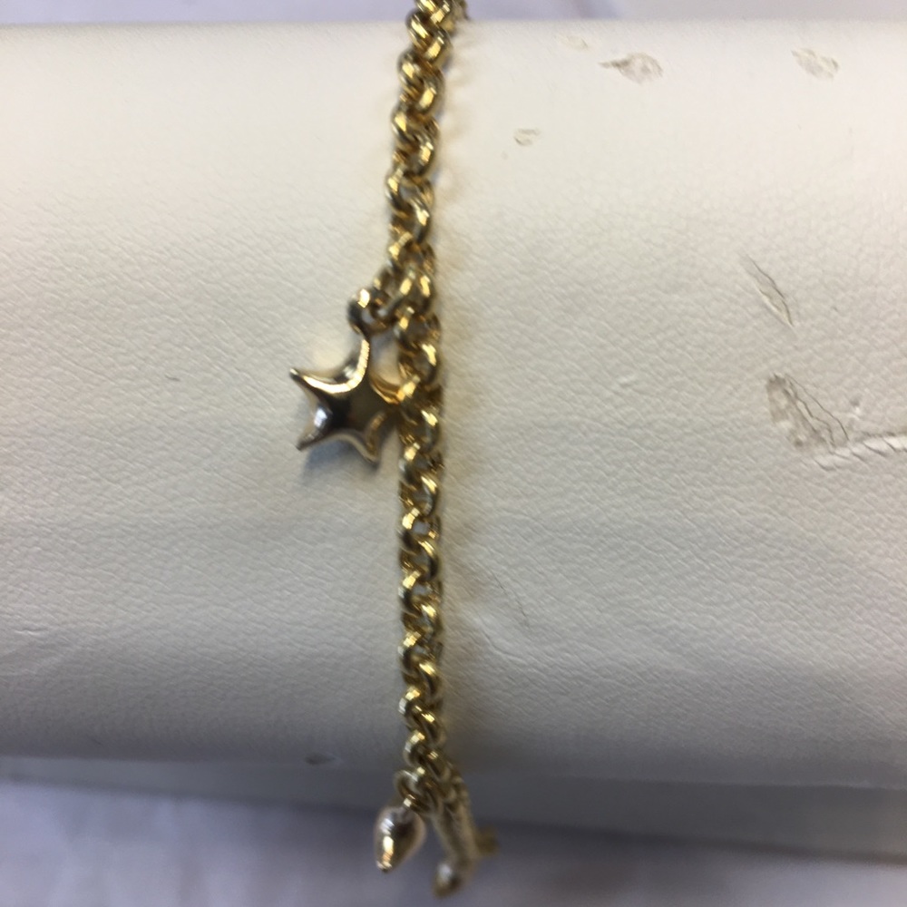 NEW gold star dangle bracelet